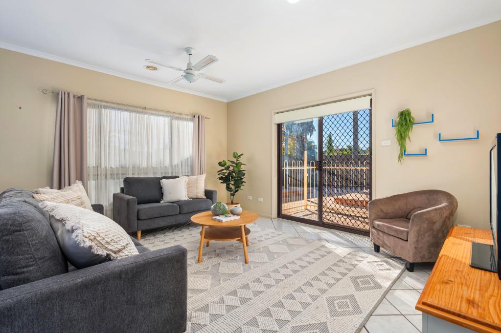 384 Elton Ct, Lavington, NSW 2641