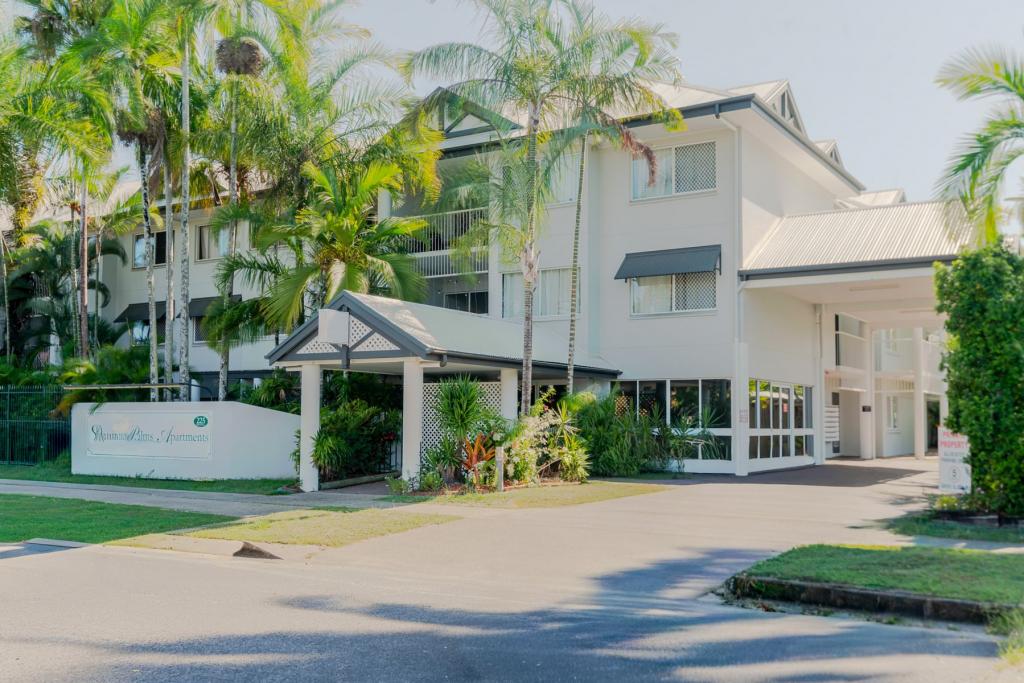 110/219-225 Mcleod St, Cairns North, QLD 4870