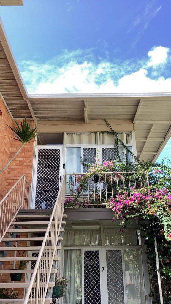 8/374 Esplanade, Torquay, QLD 4655
