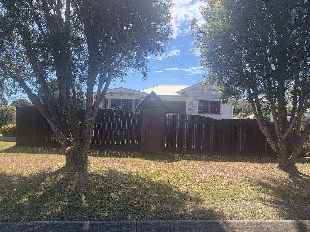 5 Leith St, Pialba, QLD 4655