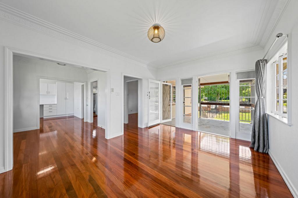 64 Delsie St, Cannon Hill, QLD 4170