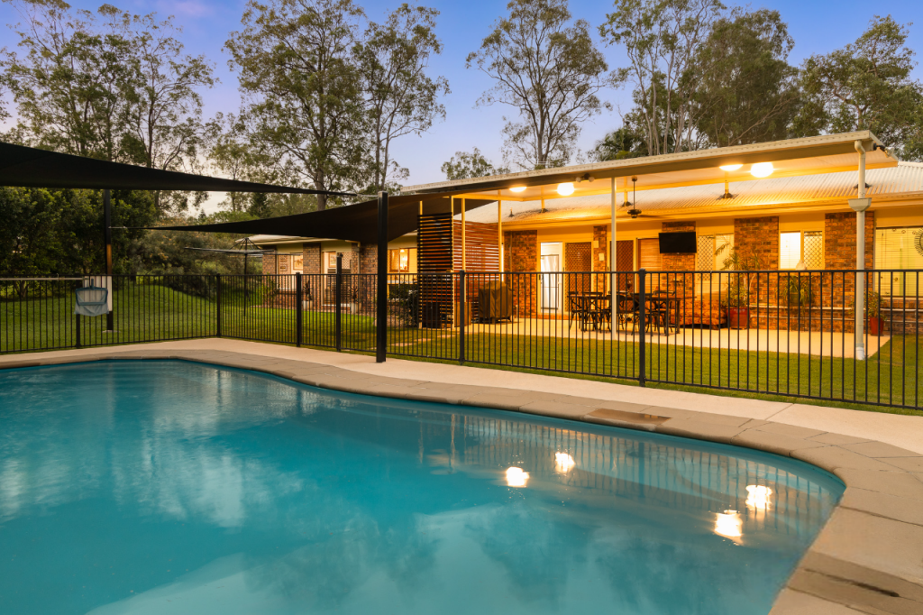 102-106 Bushman Dr, Flagstone, QLD 4280