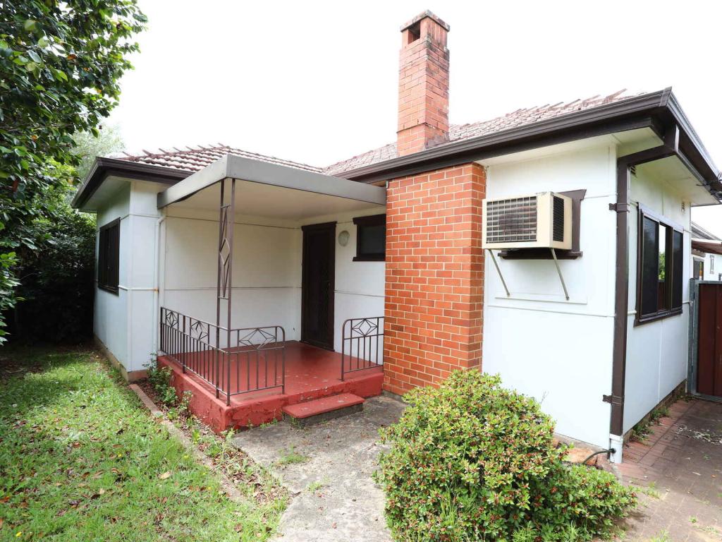 22 Raymond Ave, Northmead, NSW 2152