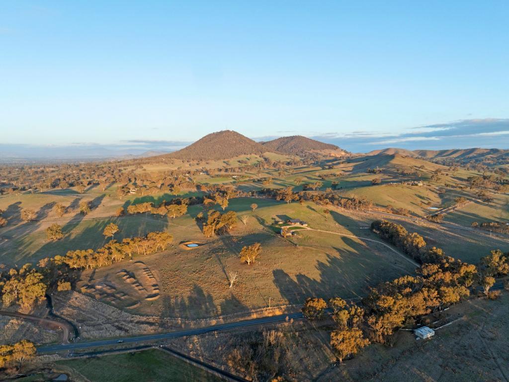 28 Midland Link Hwy, Maindample, VIC 3723