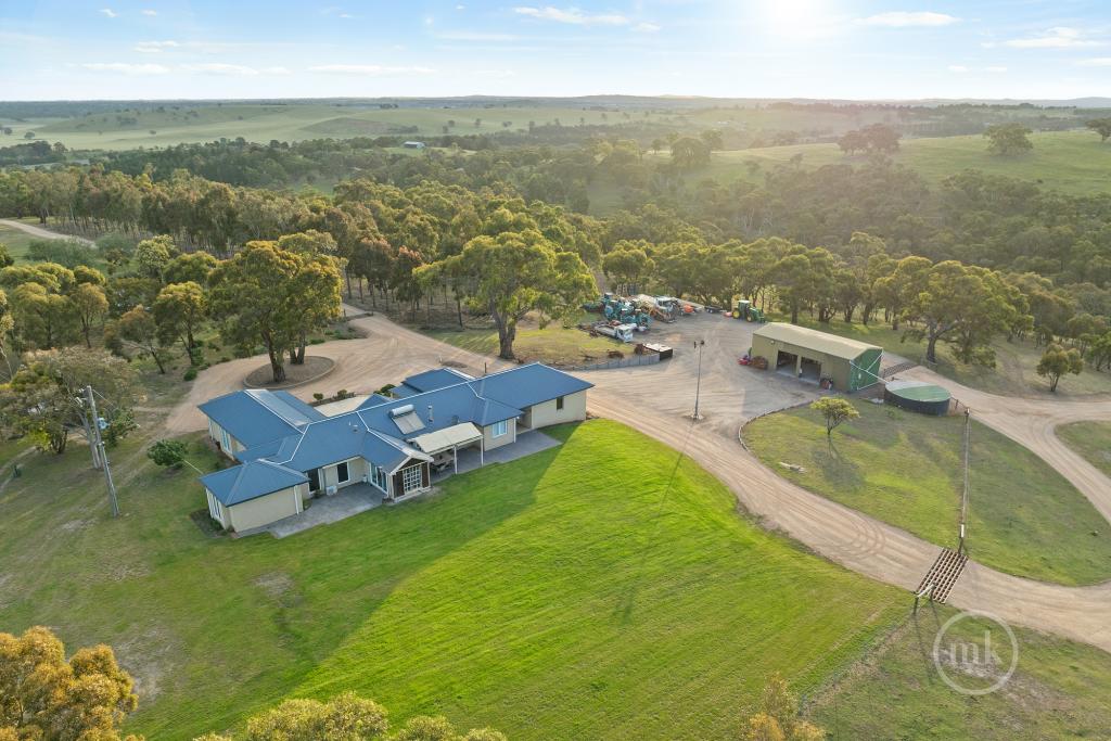 70 Woodside Ct, Eden Park, VIC 3757