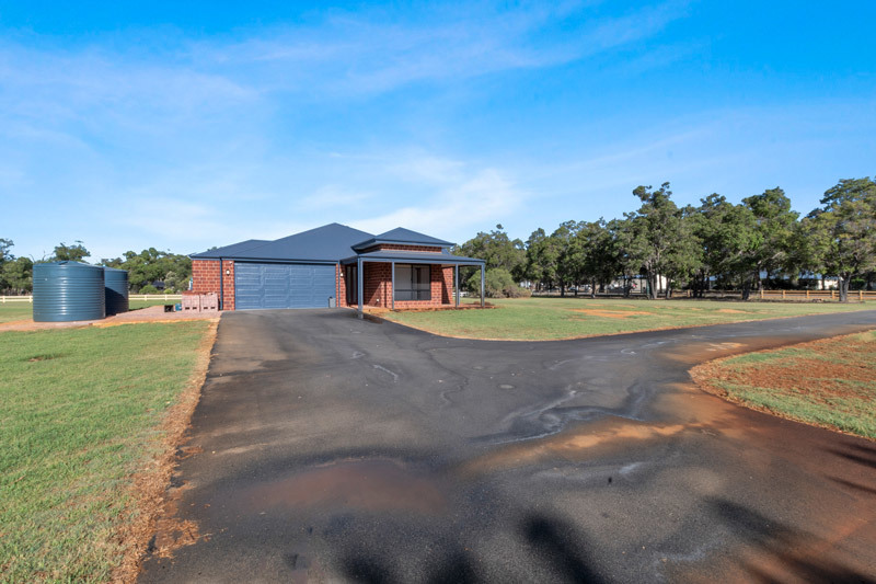 112 Red Rd, Parklands, WA 6180