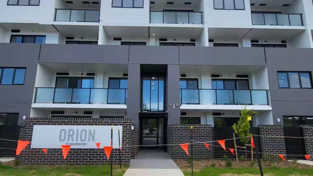 2 Bedroom/170 John Gorton Dr, Coombs, ACT 2611