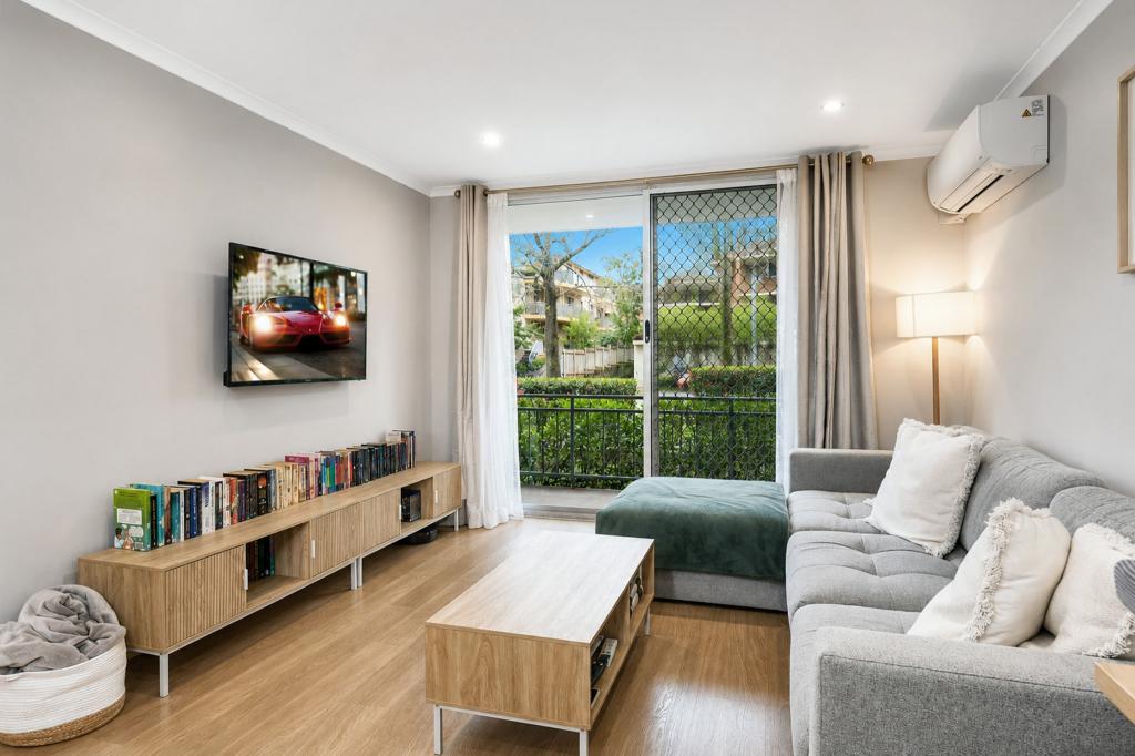 2/11 William St, Hornsby, NSW 2077