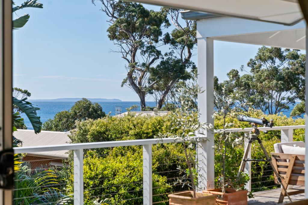 4 Shipton Cres, Mollymook, NSW 2539