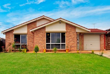 90 Buckwell Dr, Hassall Grove, NSW 2761