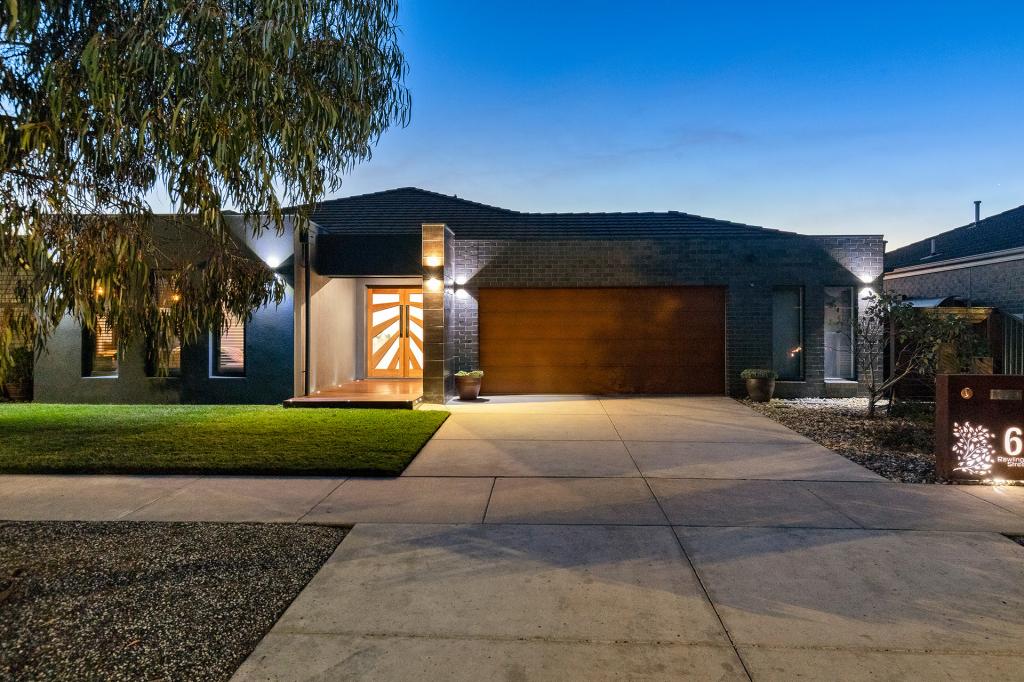 6 RAWLINGS ST, LUCAS, VIC 3350