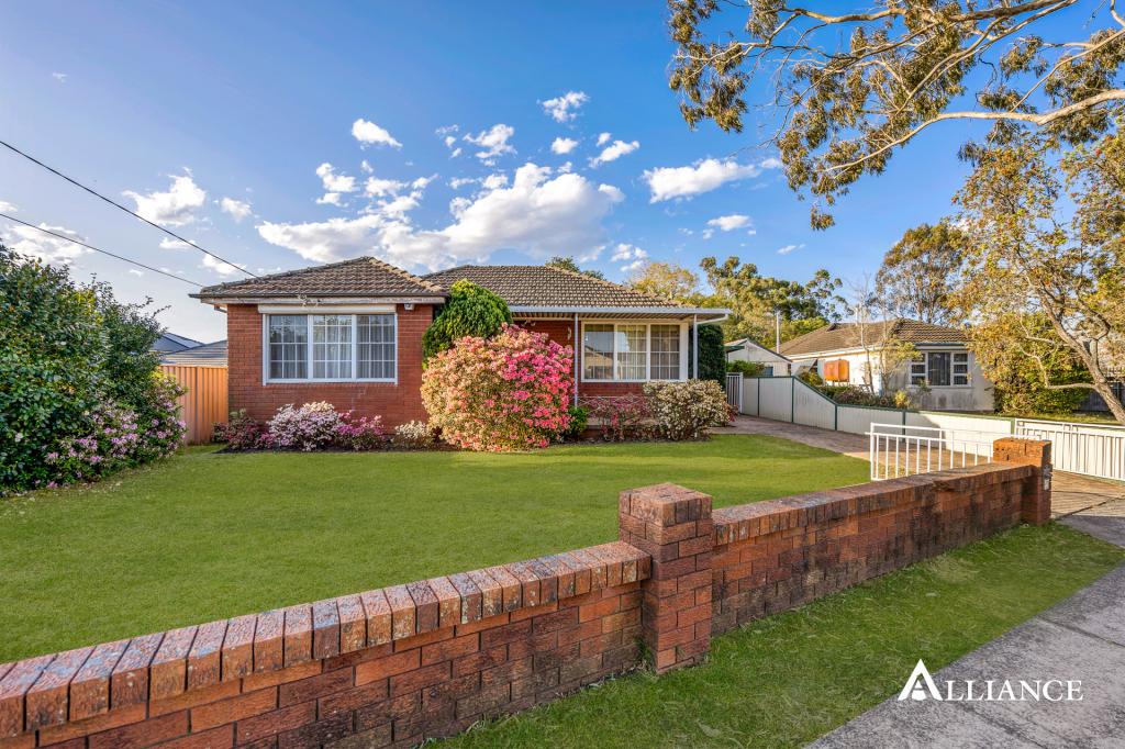 1 Thomas St, Picnic Point, NSW 2213