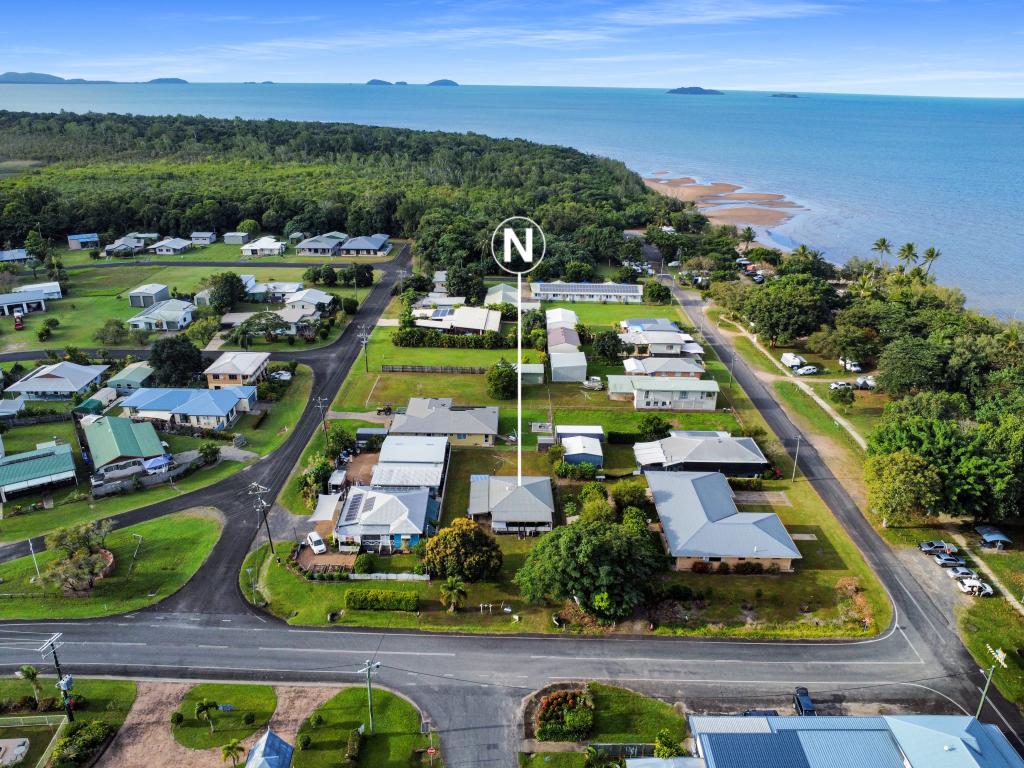 4 Hawthorne Dr, Kurrimine Beach, QLD 4871