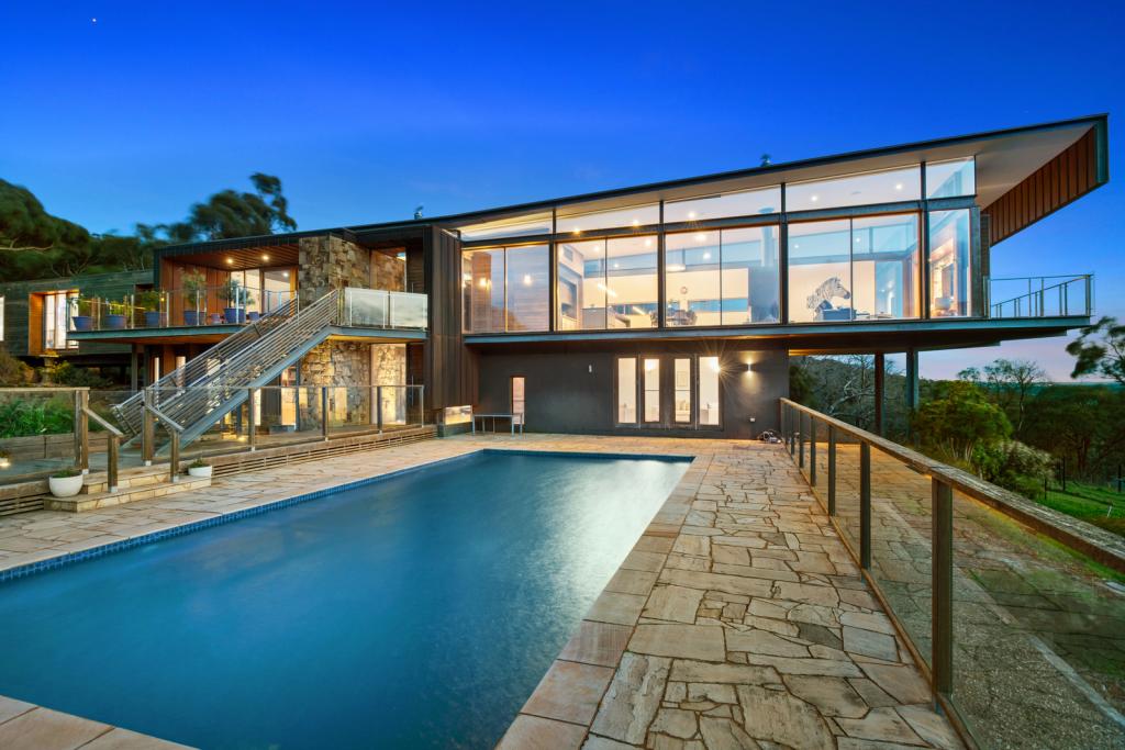 2 Tucketts Rd, Mount Macedon, VIC 3441
