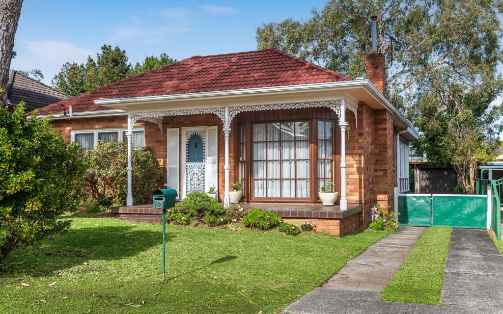 12 Yuruga Ave, Caringbah South, NSW 2229