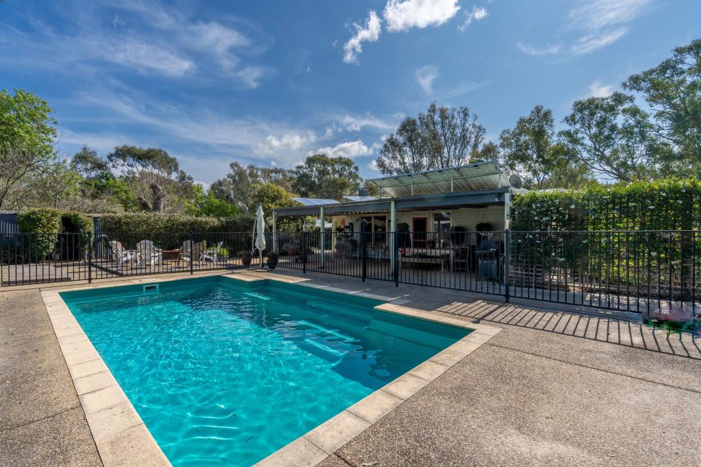 304 Sheans Creek Rd, Sheans Creek, VIC 3666