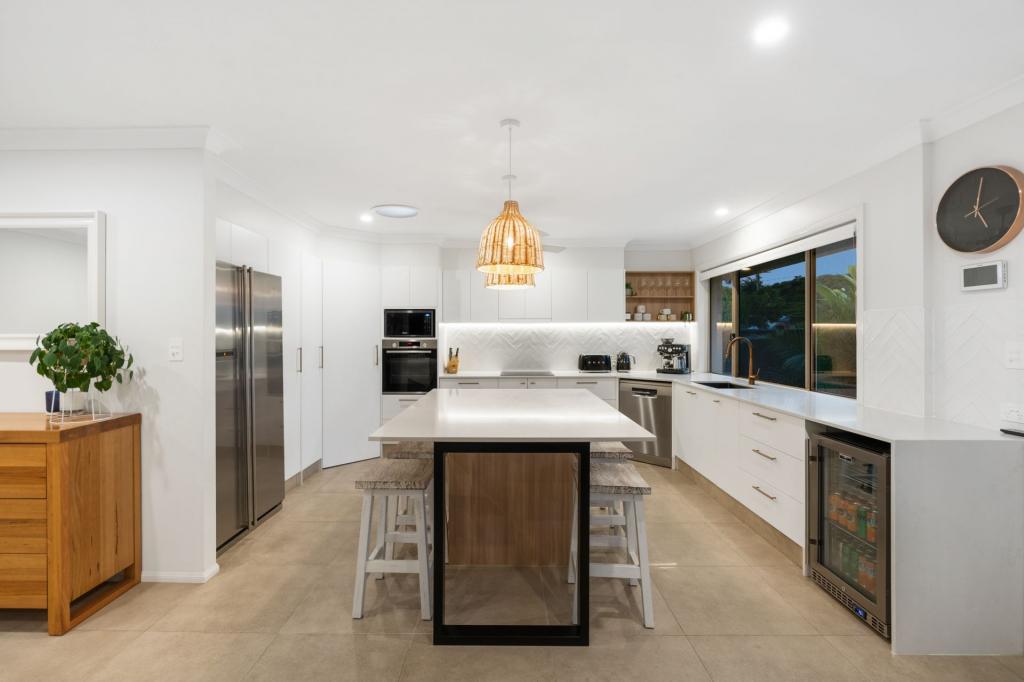 36 VATAKOULA PDE, MERMAID WATERS, QLD 4218