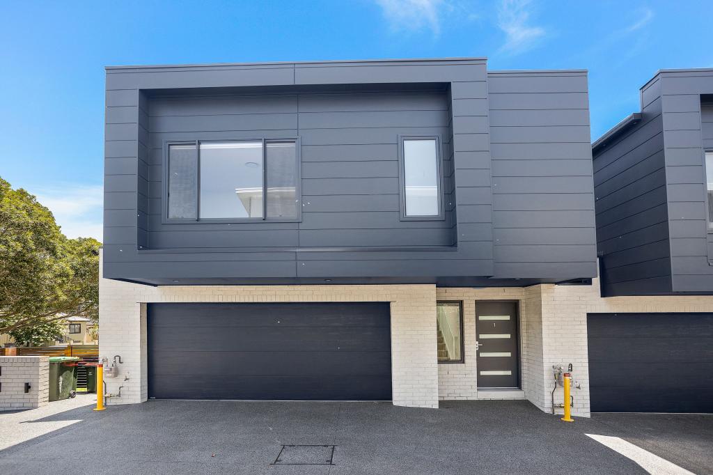 1/15 Ryan St, Balgownie, NSW 2519