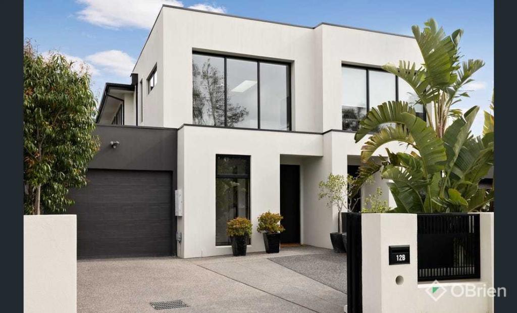 12b Erskine Ave, Cheltenham, VIC 3192