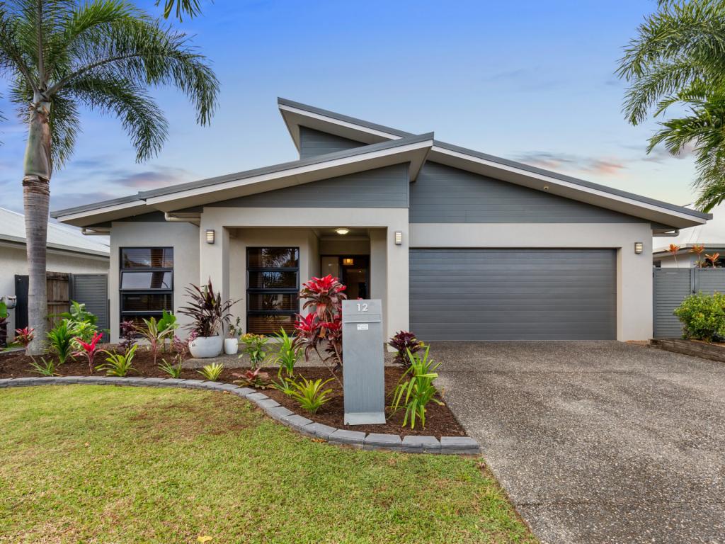 12 Thornborough Cct, Smithfield, QLD 4878