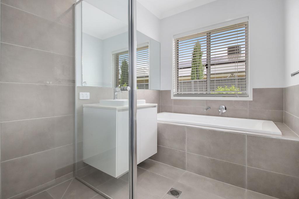 81 Nottingham Rd, Thurgoona, NSW 2640