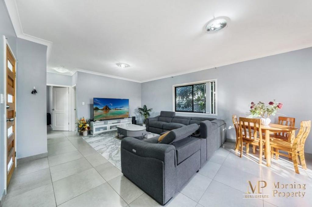 43 LEACH RD, GUILDFORD, NSW 2161