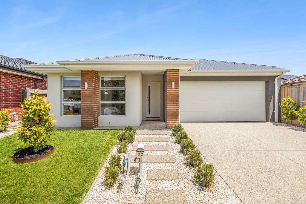 32 Yering St, Mount Duneed, VIC 3217