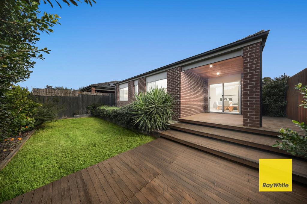 15 Straun Rd, Mickleham, VIC 3064