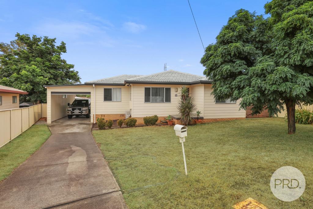 8 Milburn Rd, Oxley Vale, NSW 2340