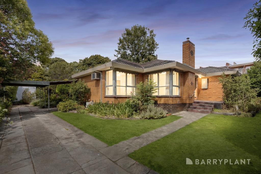 2 Barclay Ave, Croydon, VIC 3136