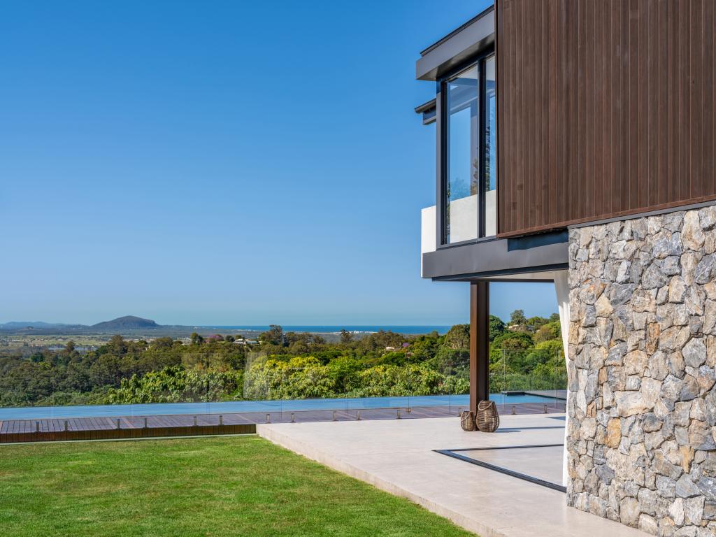 16 Amaroo Dr, Buderim, QLD 4556