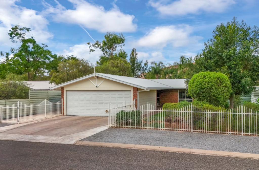 30 Bowman Cl, Araluen, NT 0870