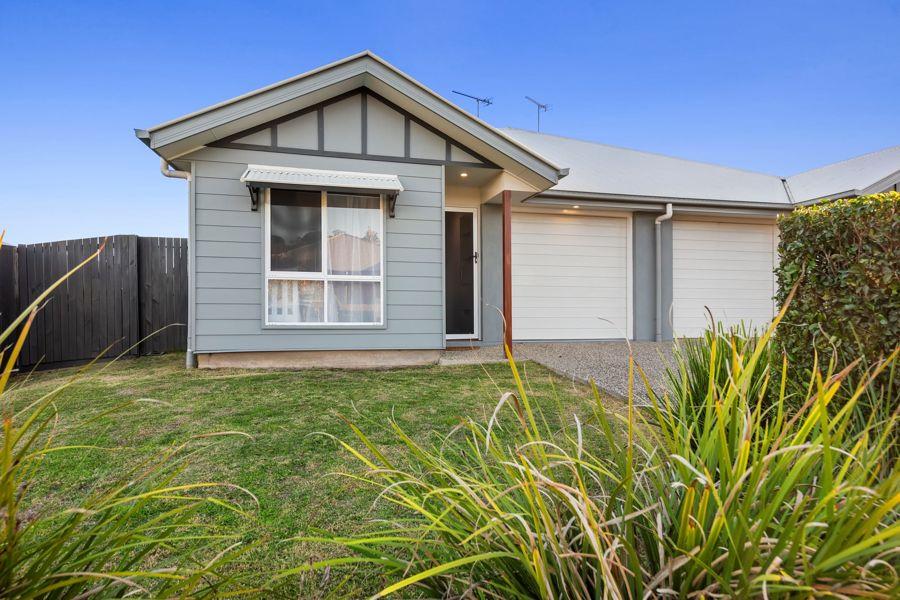 2/10 Kaytons St, Drayton, QLD 4350