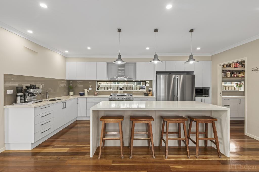 9 Peter St, Indented Head, VIC 3223