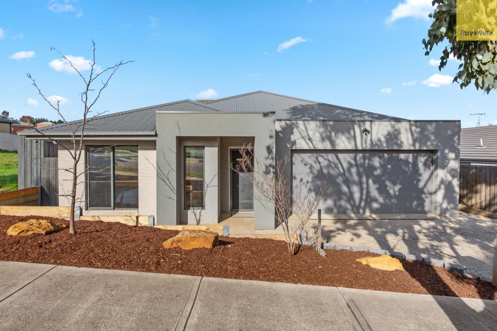 35 Rosehill Dr, Bacchus Marsh, VIC 3340