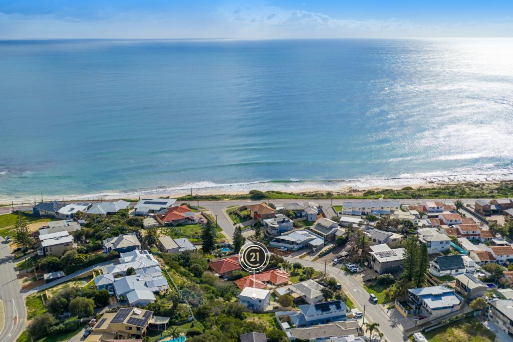 2/17 Valley Rd, Halls Head, WA 6210