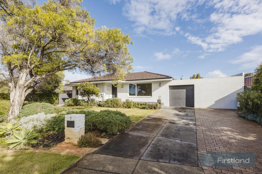 7 Croxton Pl, Stirling, WA 6021