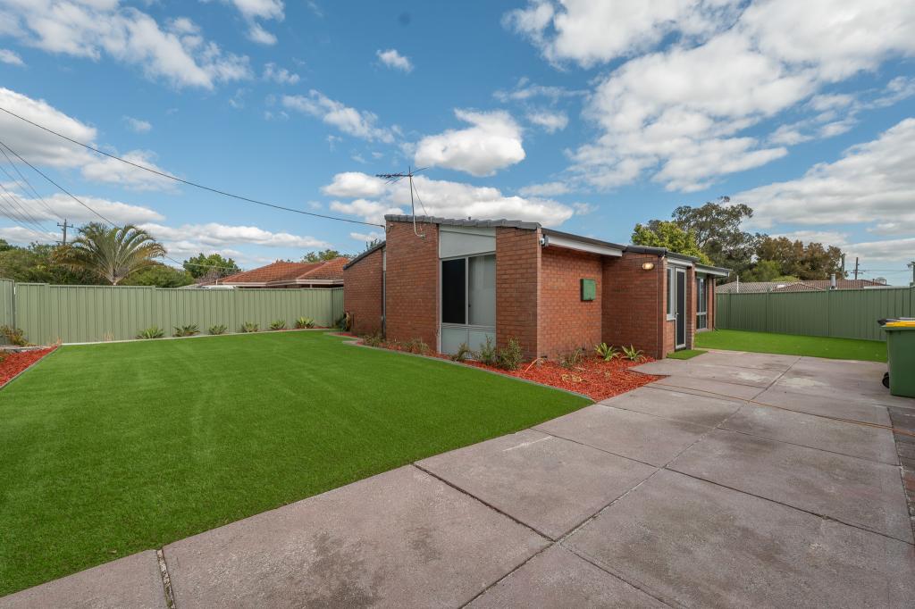 33 Townley St, Armadale, WA 6112