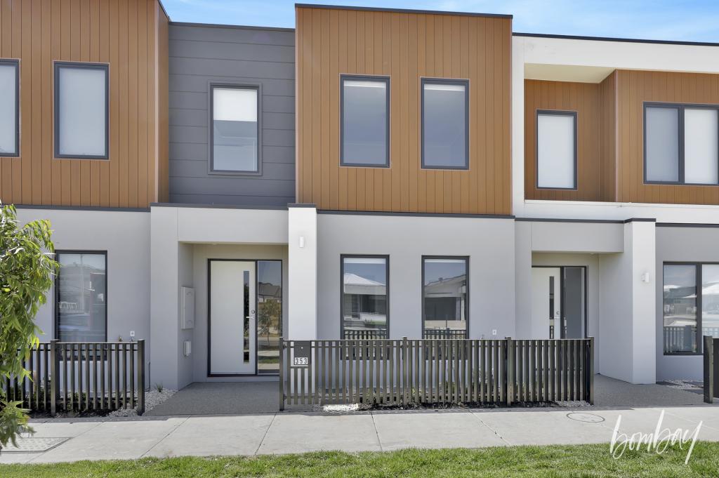 353 Brossard Rd, Mickleham, VIC 3064