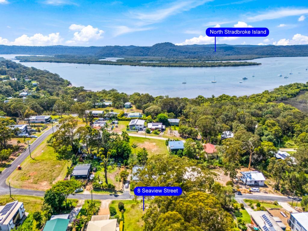 8 Seaview St, Russell Island, QLD 4184