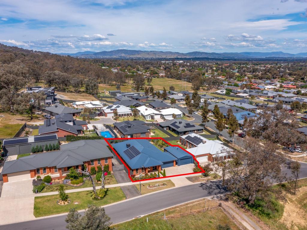 694 SHAW ST, SPRINGDALE HEIGHTS, NSW 2641