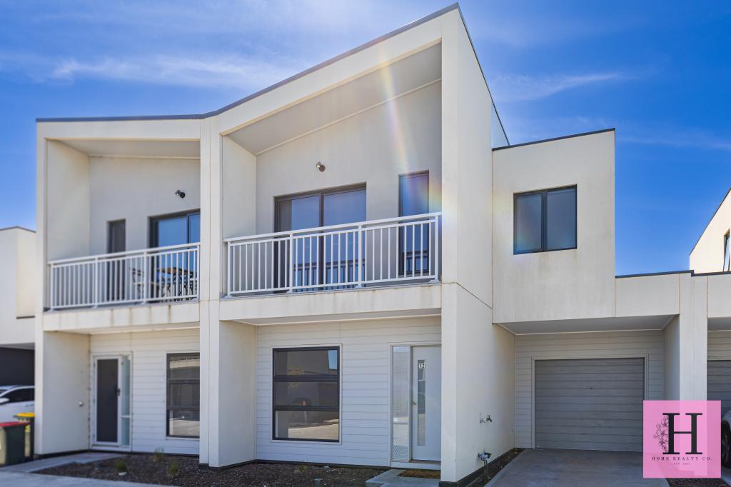 12 MELOTTE PL, WYNDHAM VALE, VIC 3024