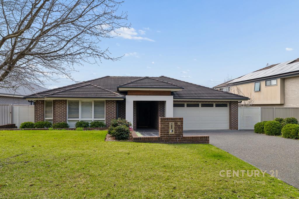 16 Scanlon Cres, Harrington Park, NSW 2567