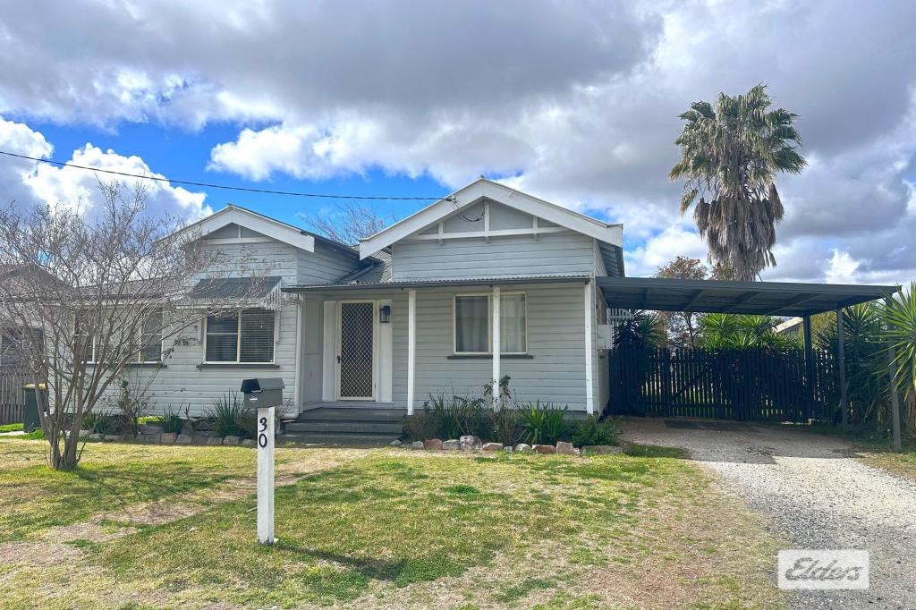 30 Stewart Ave, Warwick, QLD 4370
