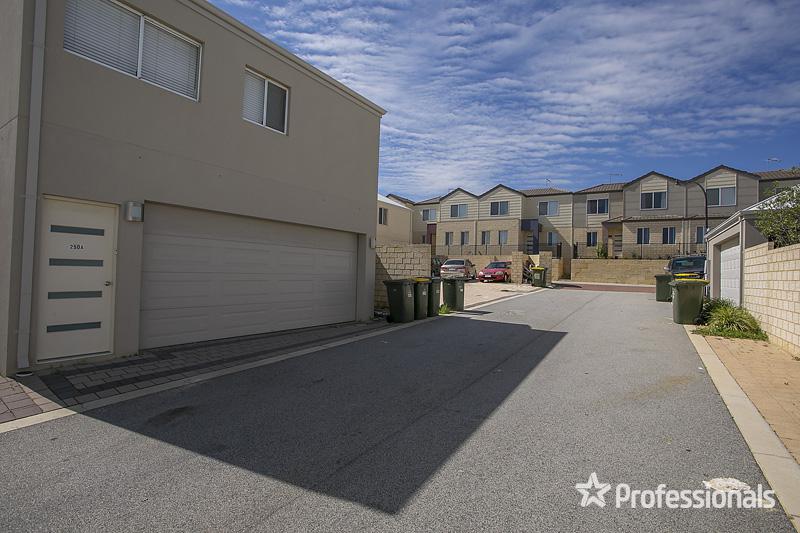 250a Ocean Keys Bvd, Clarkson, WA 6030