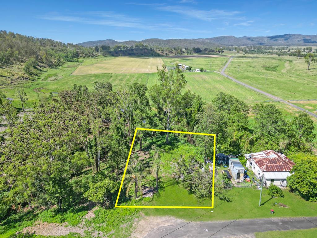 9 BARNES ST, TABULAM, NSW 2469