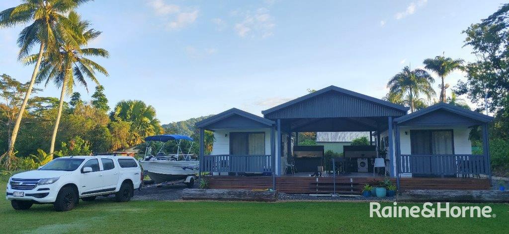 25-27 Osborne St, Daintree, QLD 4873