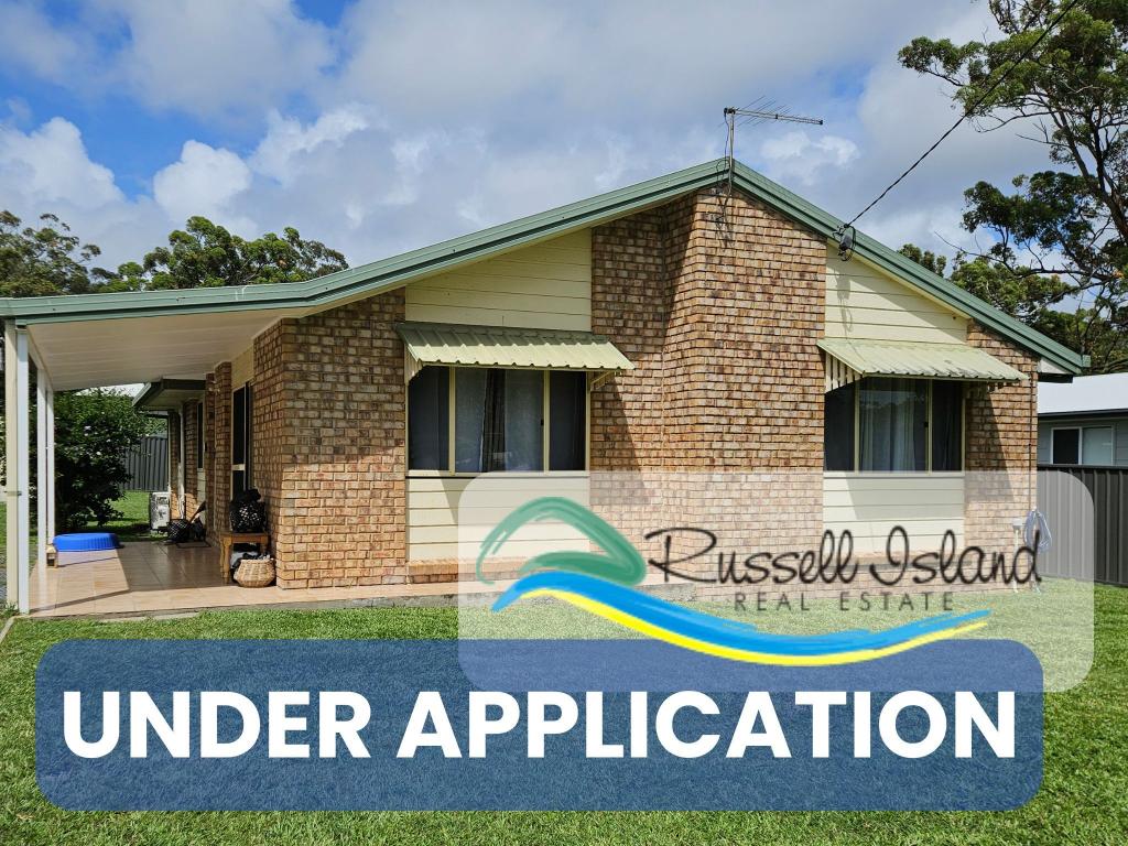 10 Bunning St, Russell Island, QLD 4184