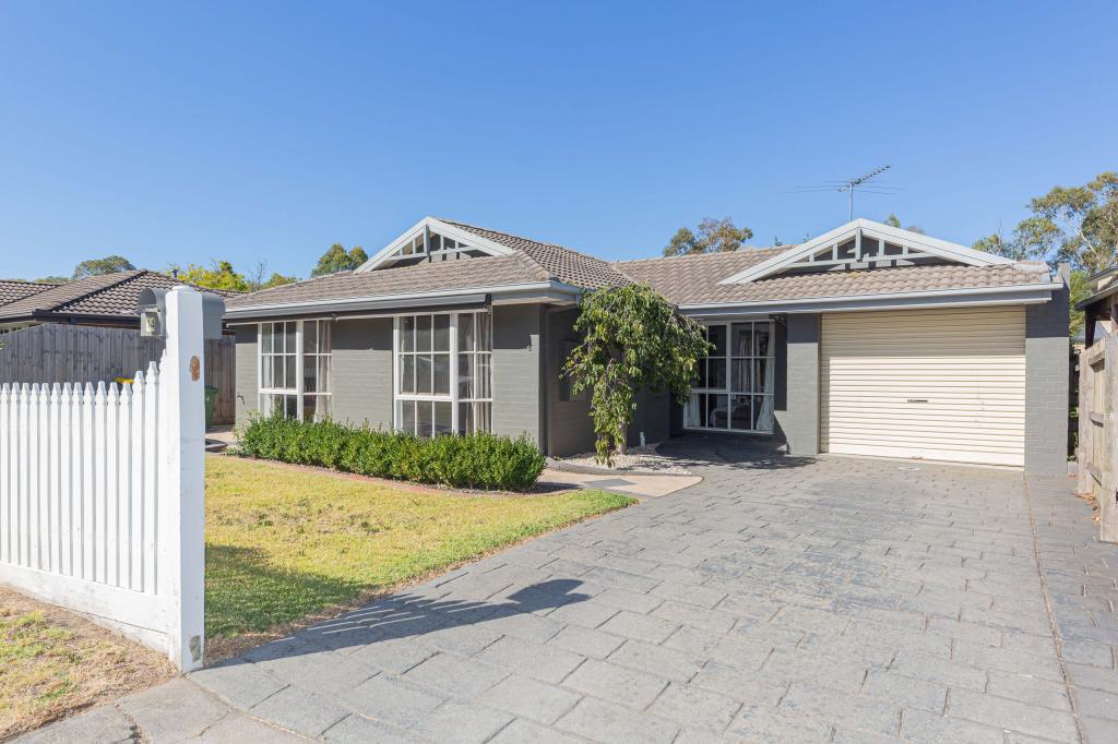 14 Boree Ct, Berwick, VIC 3806