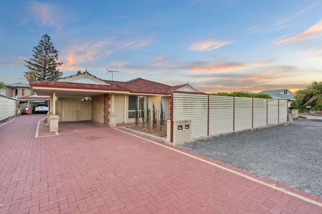 37a Admiralty Cres, Halls Head, WA 6210